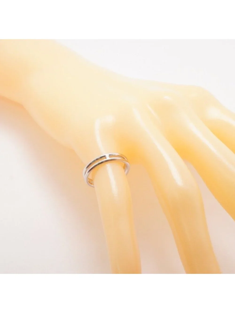 Hermes Ring Arianne 18k White Gold